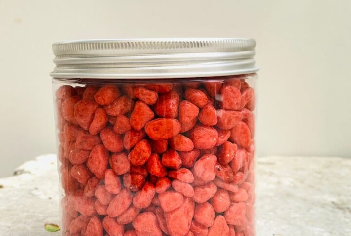 Buy Red Stones - Decorate Your Garden | Plantshop.me