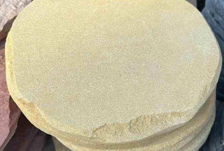 Garden Stepping Stone Yellow - Buy Online at Plantshop.me
